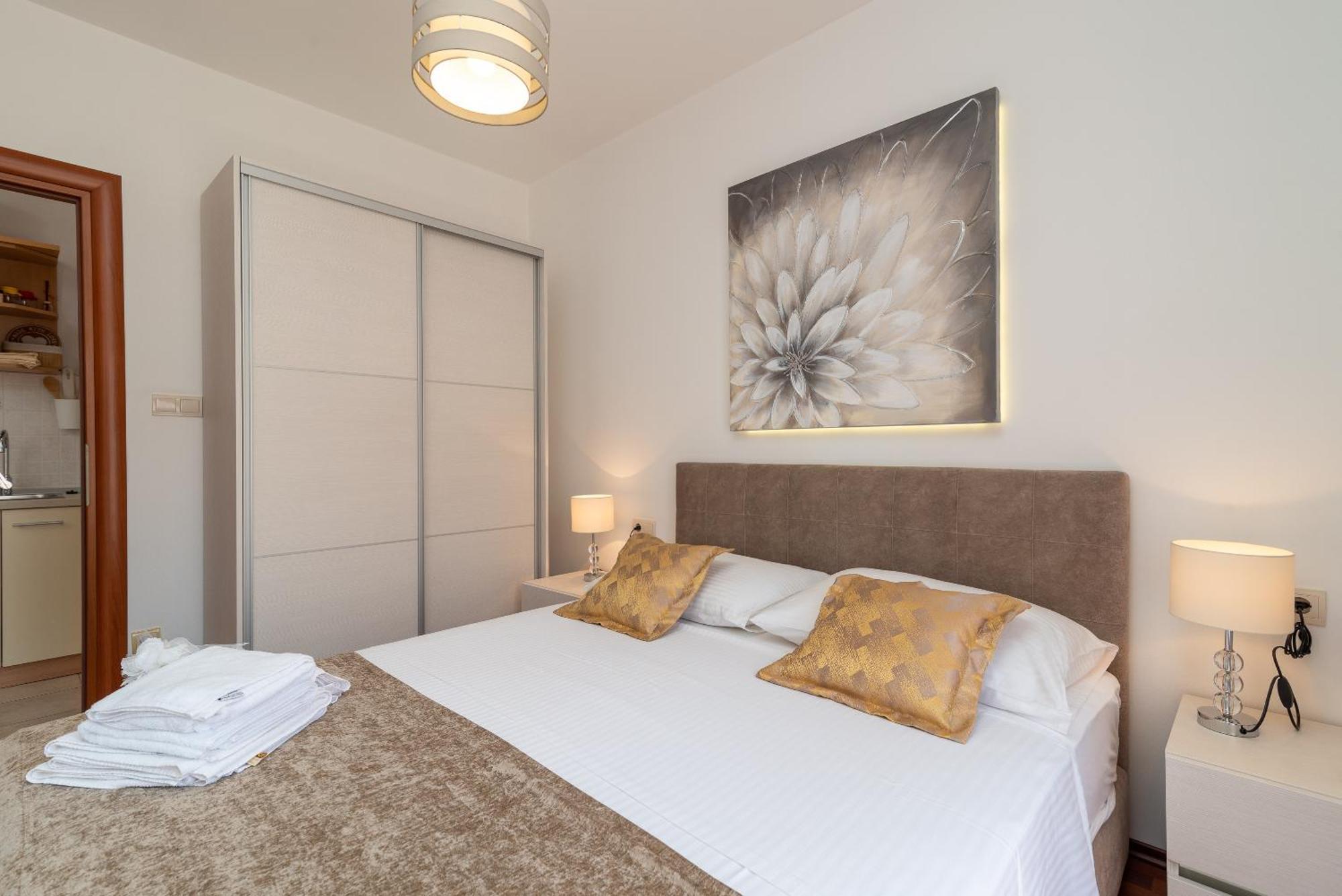 Villa Tonina โตรกีร์ ภายนอก รูปภาพ