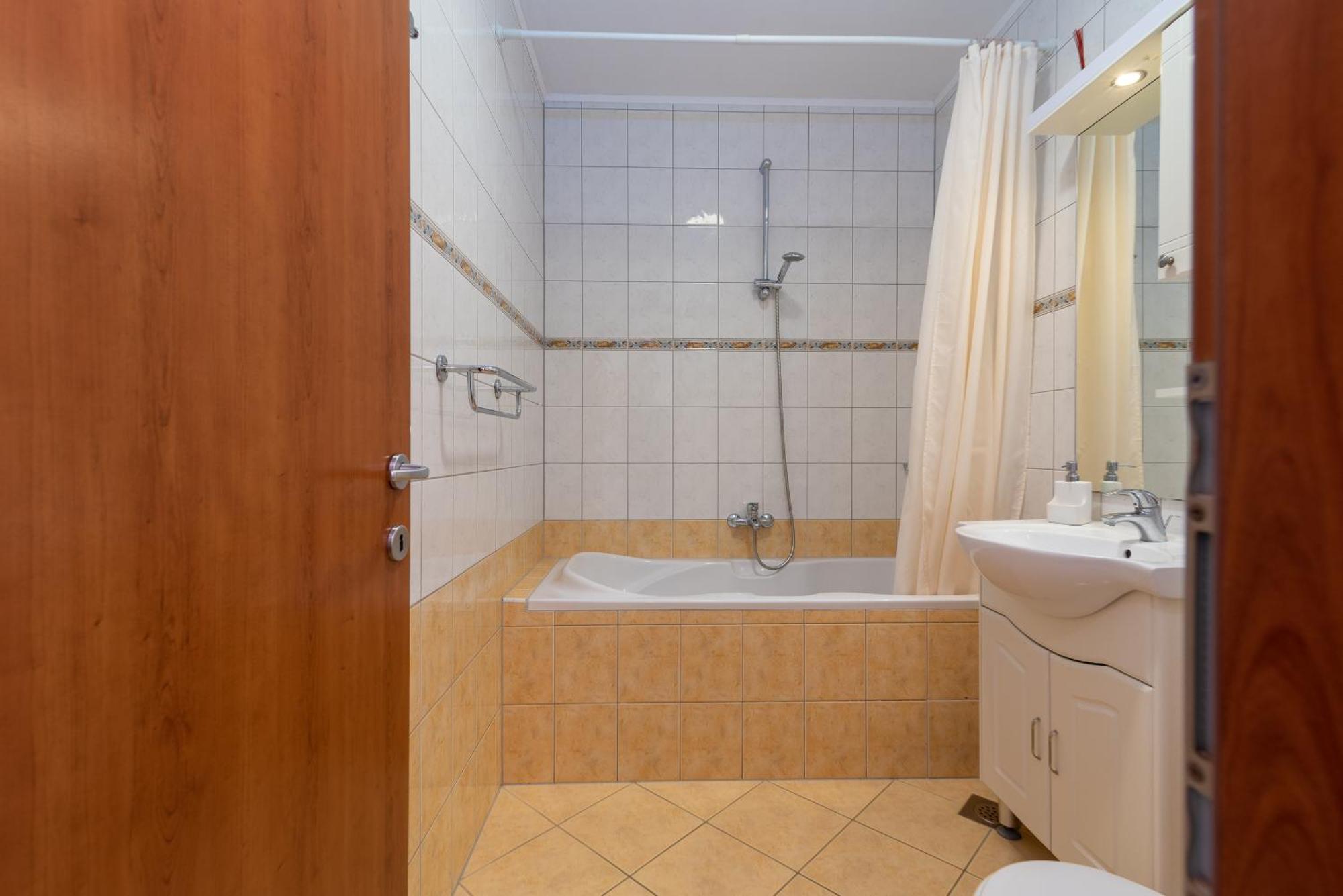 Villa Tonina โตรกีร์ ภายนอก รูปภาพ