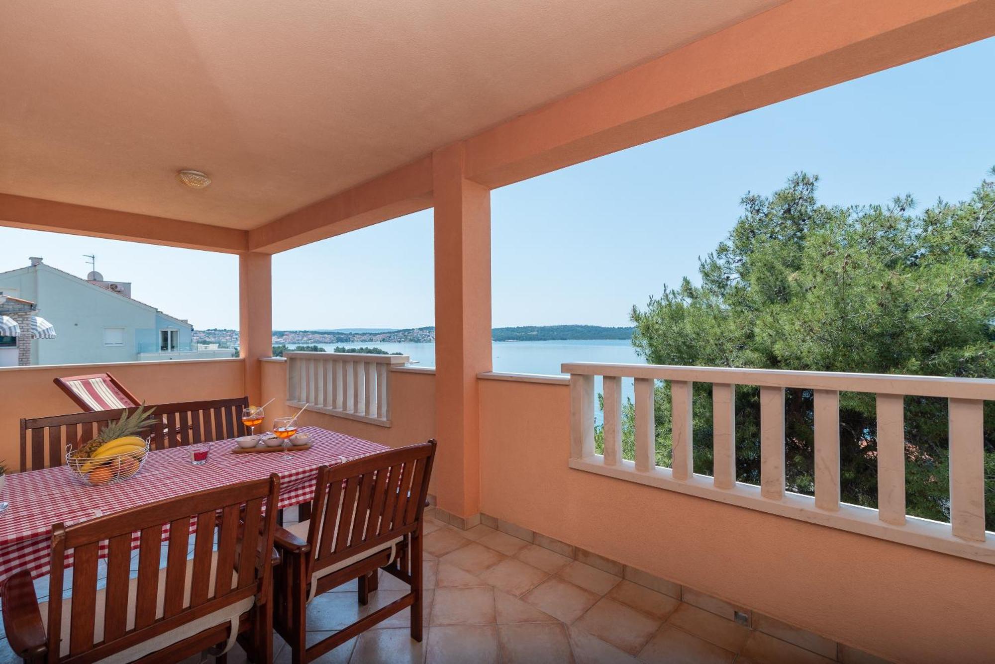 Villa Tonina โตรกีร์ ภายนอก รูปภาพ