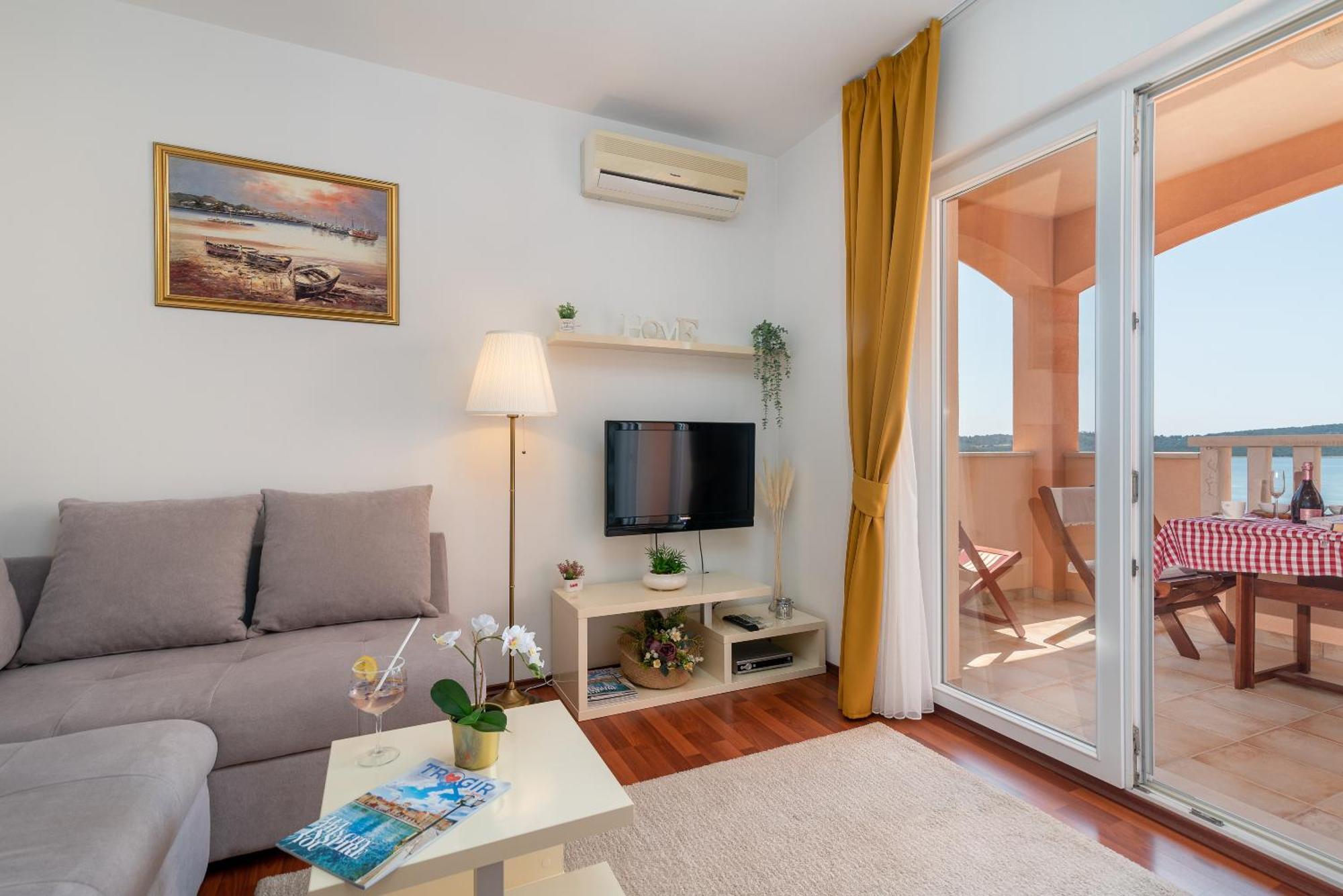 Villa Tonina โตรกีร์ ภายนอก รูปภาพ