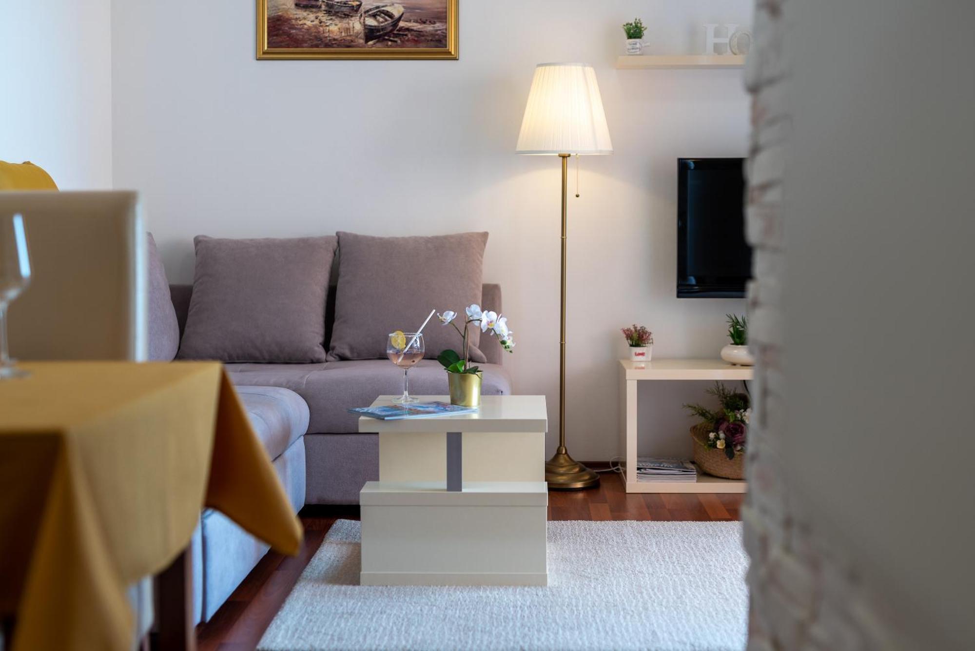 Villa Tonina โตรกีร์ ภายนอก รูปภาพ